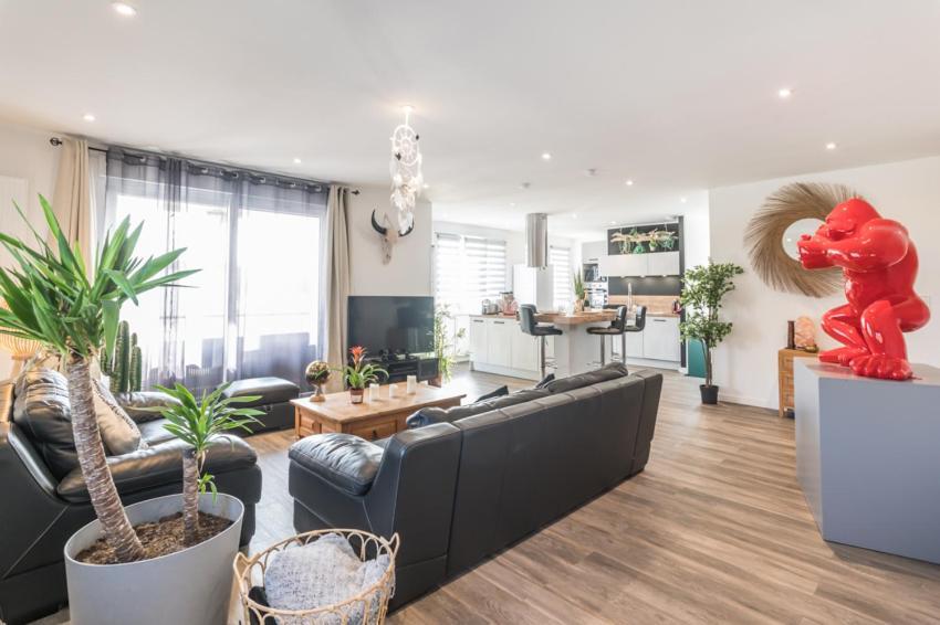- Luxueux Casa Selva - Parking Gratuit - Spacieux - Balcon - Wifi Viriat Eksteriør bilde